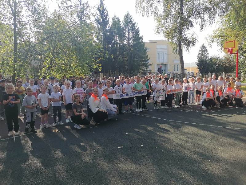 Сегодня в саду &amp;quot;Текстильщик&amp;quot; прошёл День здоровья для начальной школы..